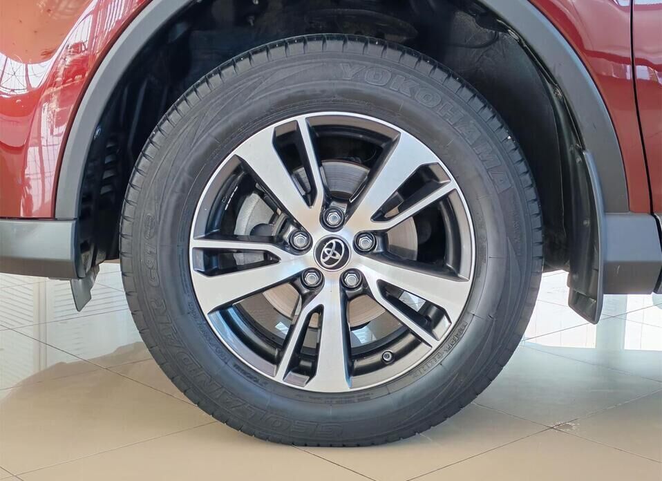 Toyota RAV4, IV (XA40) Рестайлинг 2.0 CVT (146 л.с.)