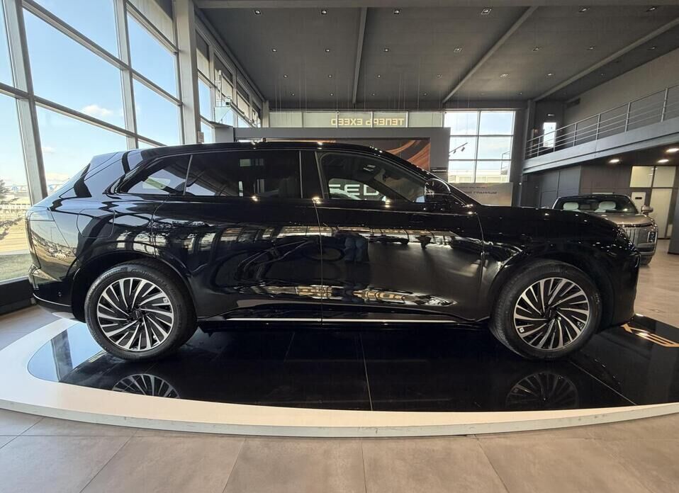 EXEED Exlantix ET 1.5hyb AT (469 л.с.) 4WD
