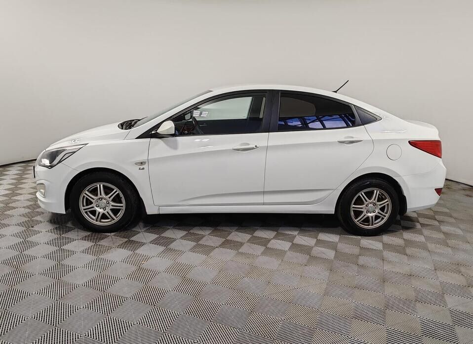 Hyundai Solaris, I Рестайлинг 1.6 AT (123 л.с.)