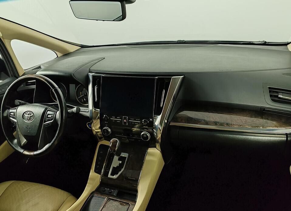 Toyota Alphard 3.5 AT (300 л.с.)