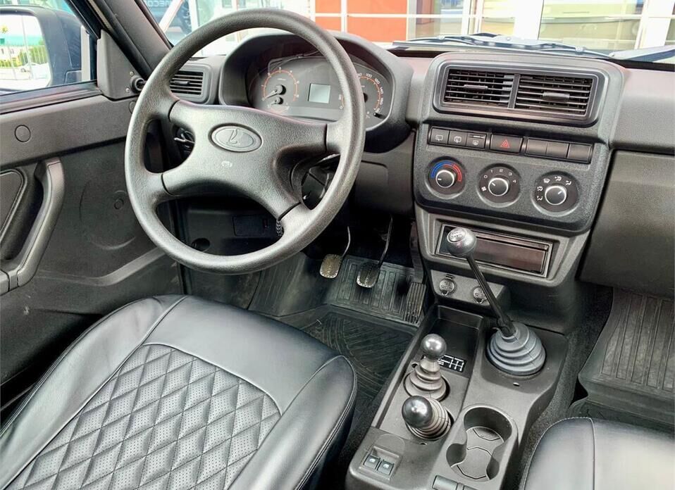 LADA (ВАЗ) Niva Legend 1.7 MT (83 л.с.) 4WD