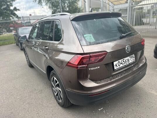 Volkswagen Tiguan, 2018 г., 157 694 км