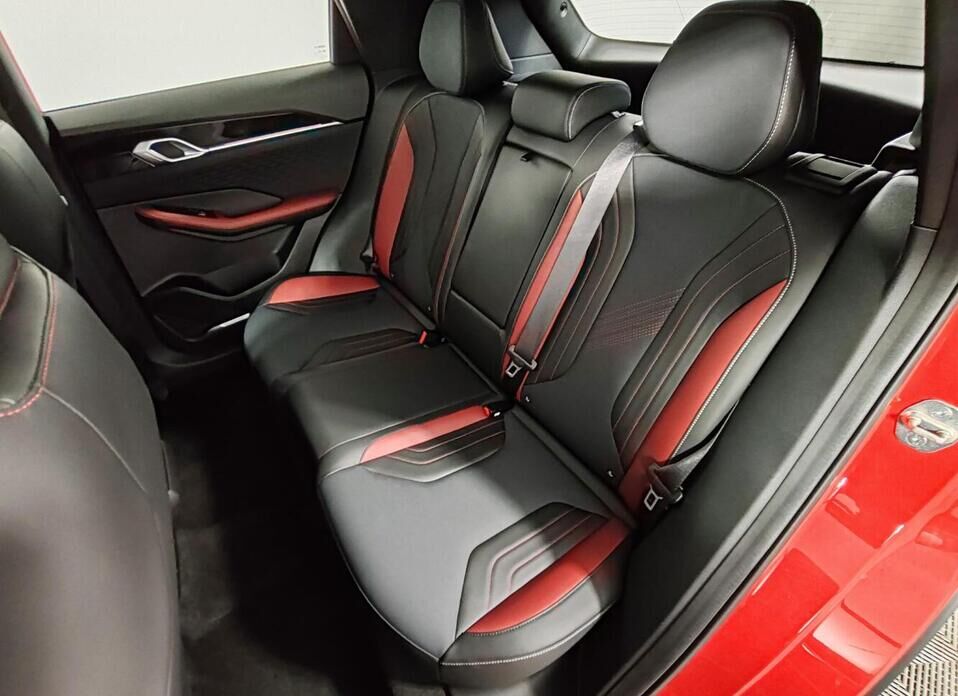 Geely Coolray, I Рестайлинг 1.5 AMT (147 л.с.)