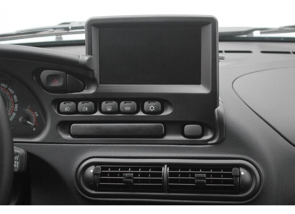 LADA (ВАЗ) Niva Travel, I Рестайлинг 1.8 MT (90 л.с.) 4WD