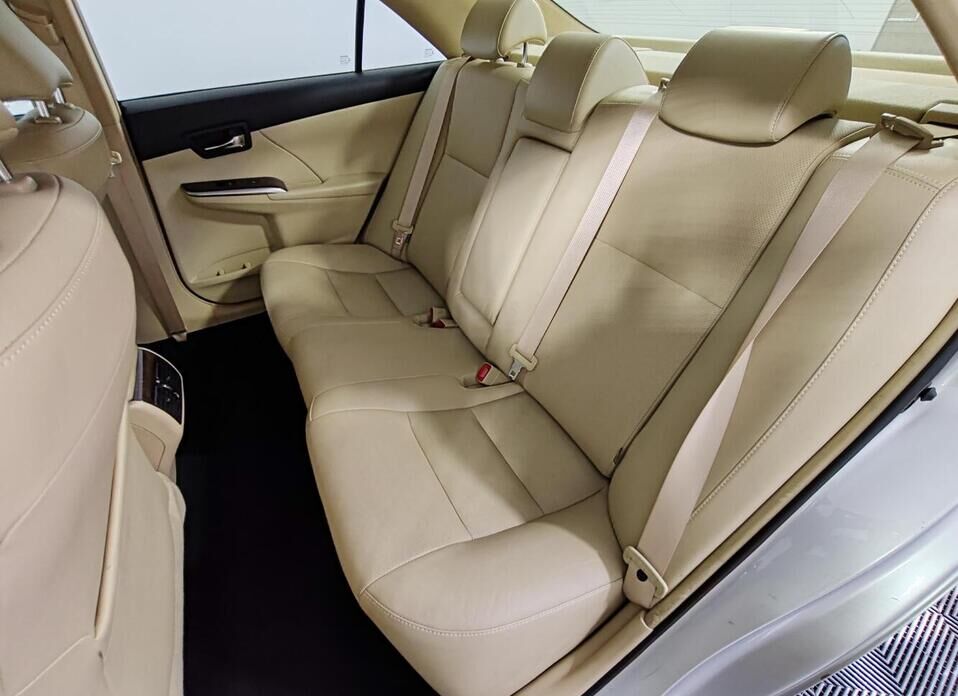 Toyota Camry, VII (XV50) Рестайлинг 2.5 AT (181 л.с.)