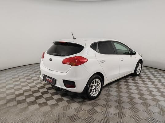 Kia Ceed, II Рестайлинг, 2016 г., 110 941 км