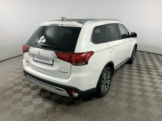 Mitsubishi Outlander, 2019 г., 176 681 км