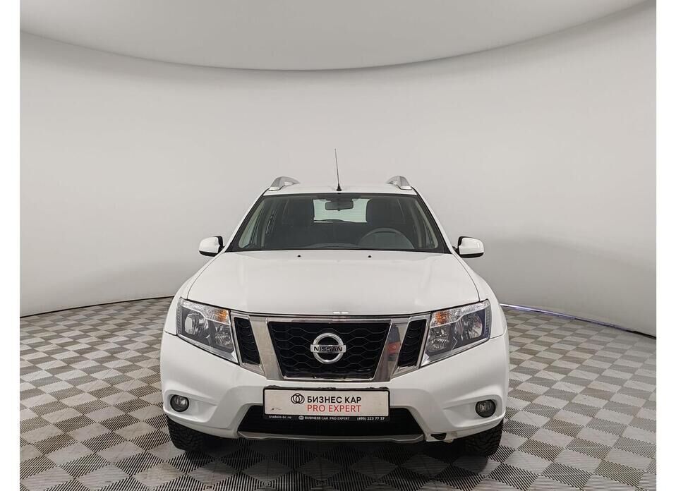 Nissan Terrano, III (D10) 1.6 MT (114 л.с.)
