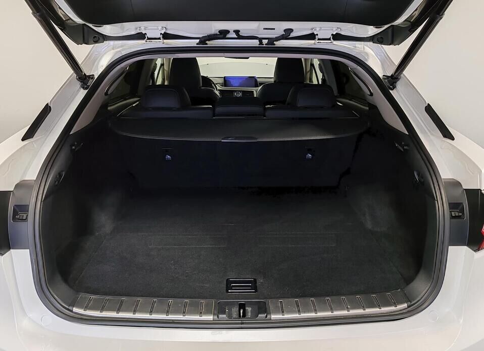 Lexus RX, IV 350 3.5 AT (300 л.с.) 4WD