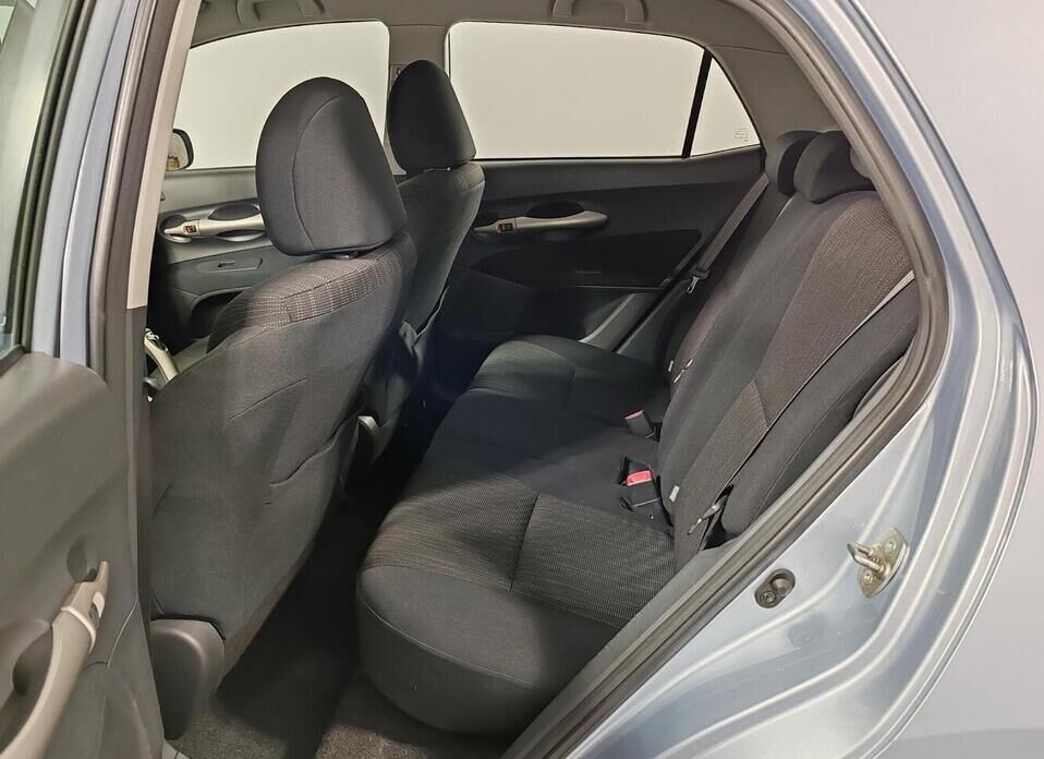 Toyota Auris, I 1.6 AMT (124 л.с.)