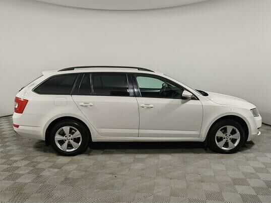 Skoda Octavia, 2015 г., 93 121 км