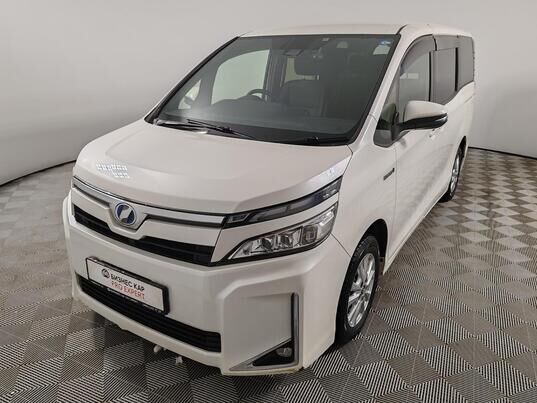 Toyota Voxy, 2018&nbsp;г., 100&nbsp;090&nbsp;км