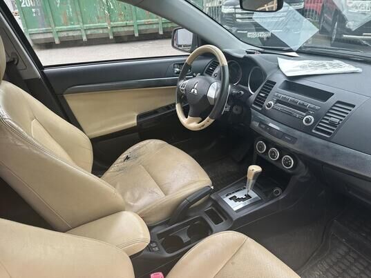 Mitsubishi Lancer, 2007 г., 267 001 км