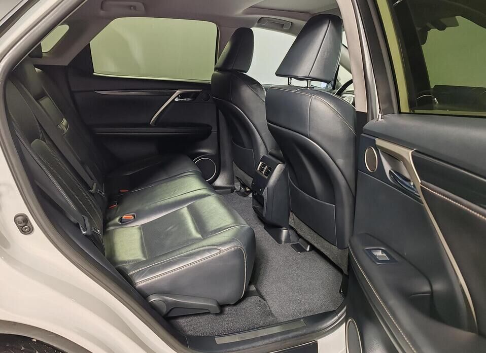 Lexus RX 200t 2.0 AT (238 л.с.) 4WD