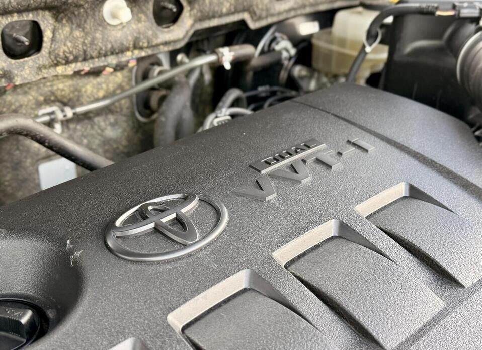 Toyota RAV4, IV (CA40) Рестайлинг 2.0 CVT (146 л.с.) 4WD