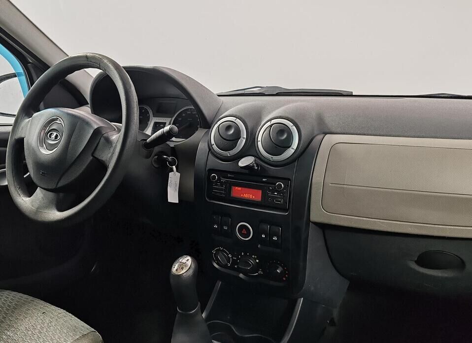 LADA (ВАЗ) Largus, I 1.6 MT (105 л.с.)