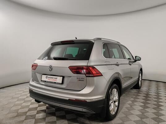 Volkswagen Tiguan, 2017&nbsp;г., 88&nbsp;105&nbsp;км
