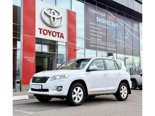 Toyota RAV4, 2010 г., 144 144 км