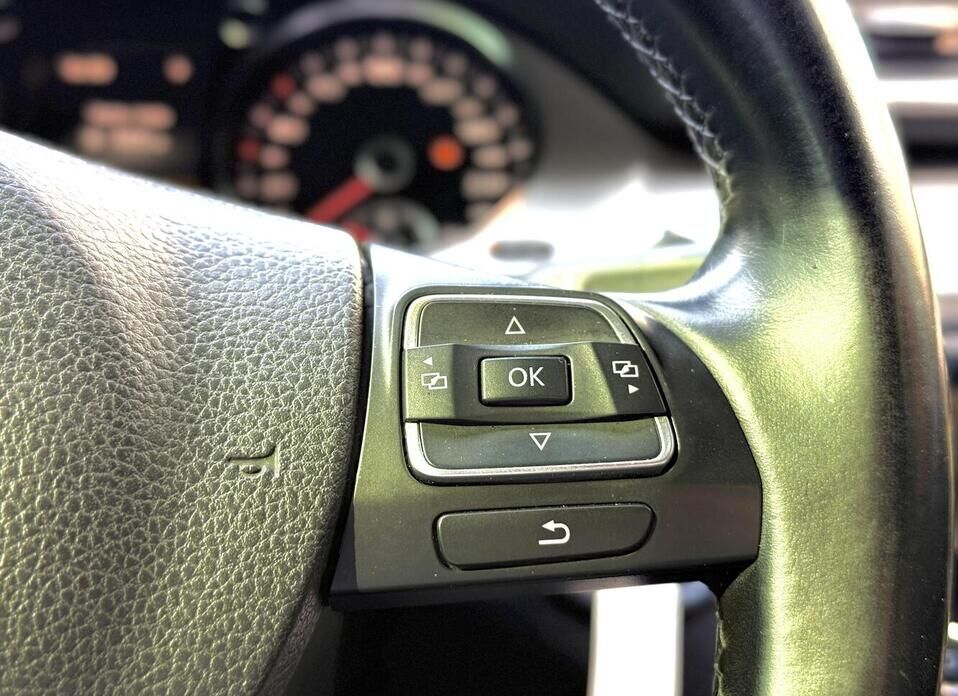 Volkswagen Passat, B7 1.8 MT (152 л.с.)