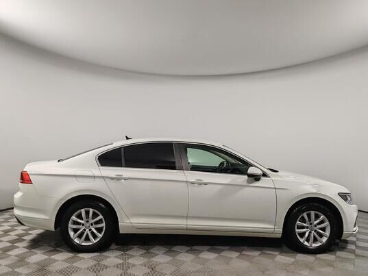 Volkswagen Passat, 2020&nbsp;г., 102&nbsp;917&nbsp;км