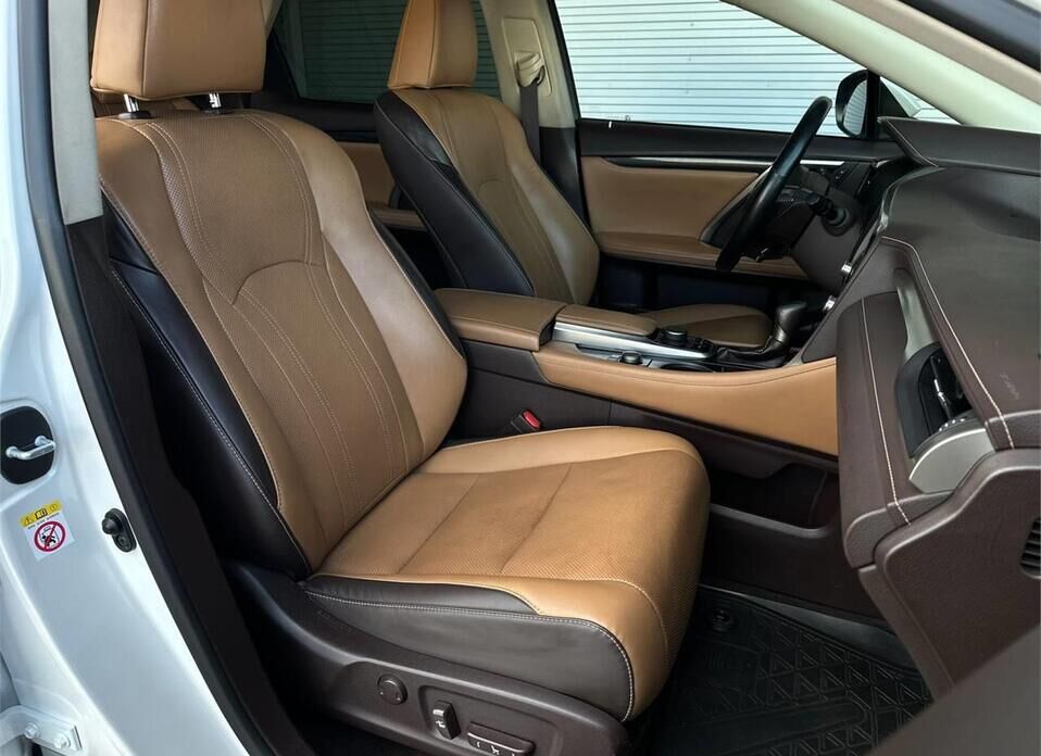 Lexus RX 200t 2.0 AT (238 л.с.)