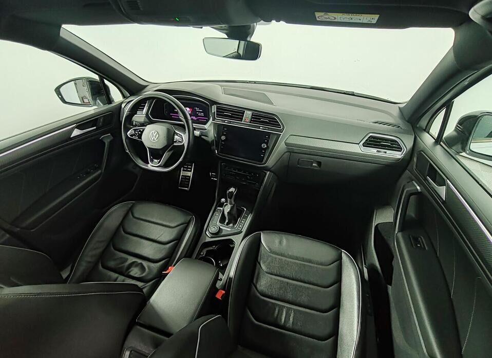 Volkswagen Tiguan, II Рестайлинг 2.0 AMT (180 л.с.) 4WD