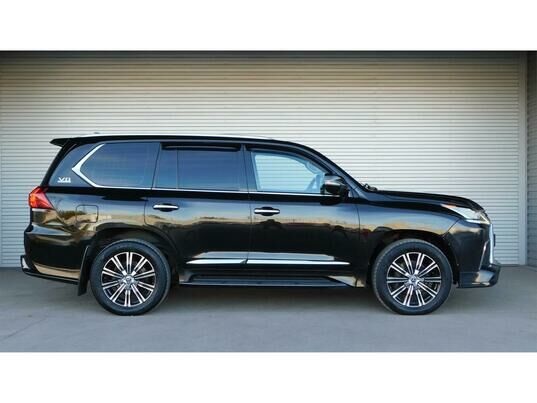 Lexus LX, 2016 г., 143 613 км