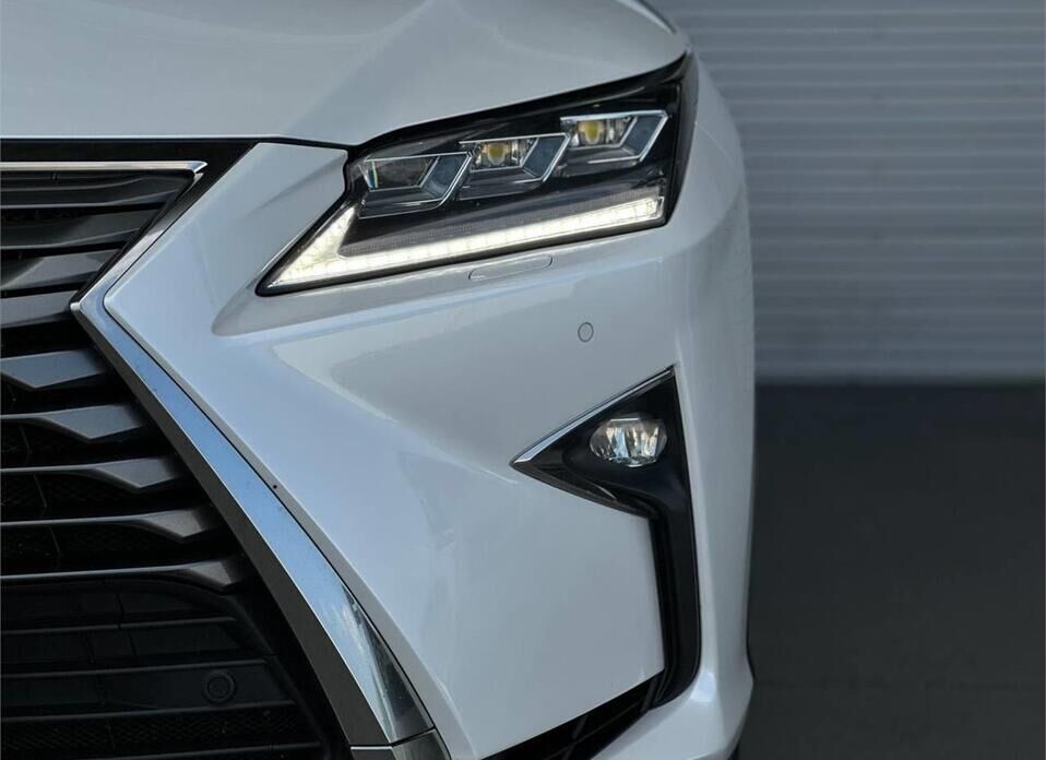 Lexus RX 200t 2.0 AT (238 л.с.)