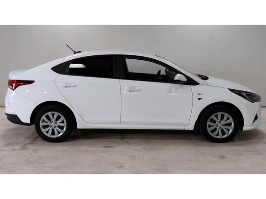 Hyundai Solaris, 2020 г., 113 862 км