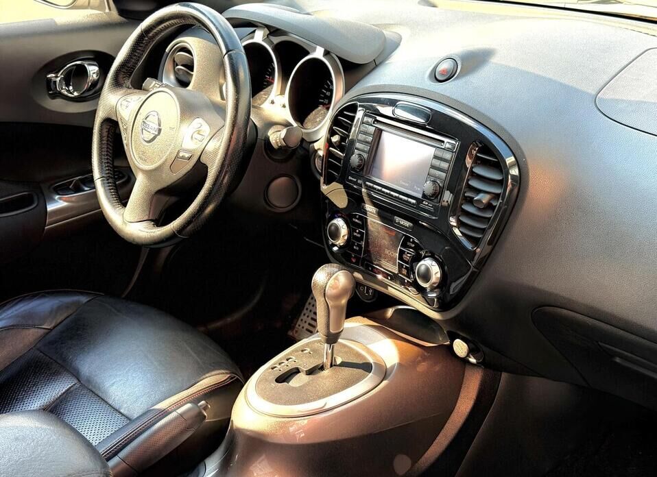 Nissan Juke, I 1.6 CVT (190 л.с.) 4WD