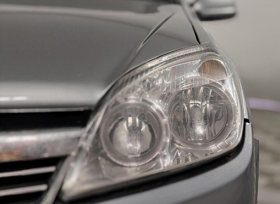 Opel Astra, H Рестайлинг 1.6 MT (115 л.с.)