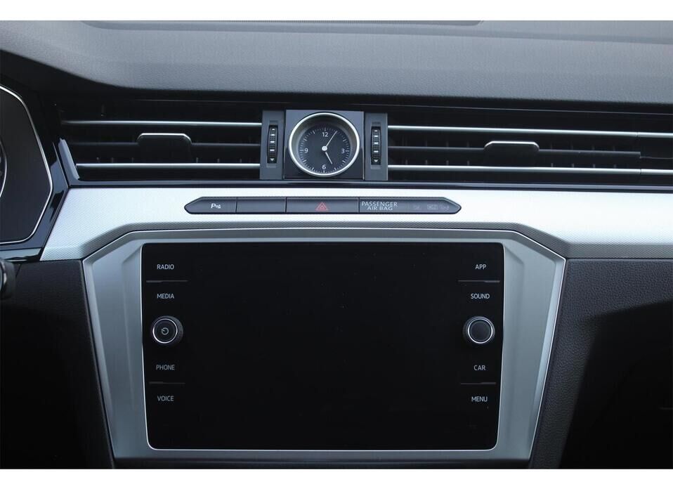 Volkswagen Passat, B8 1.8 AMT (180 л.с.)