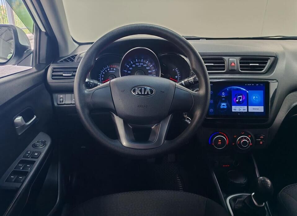 Kia Rio 5-speed 1.6 MT (123 л.с.)