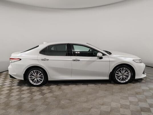 Toyota Camry, 2021&nbsp;г., 95&nbsp;934&nbsp;км