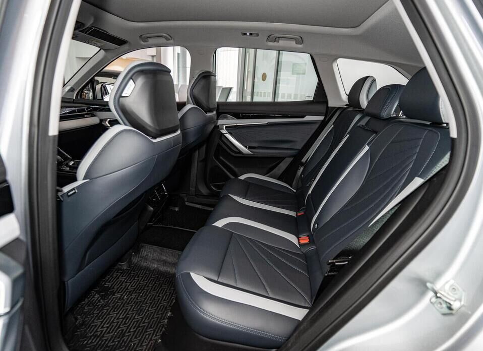 Geely Atlas 2.0 AT (200 л.с.) 4WD