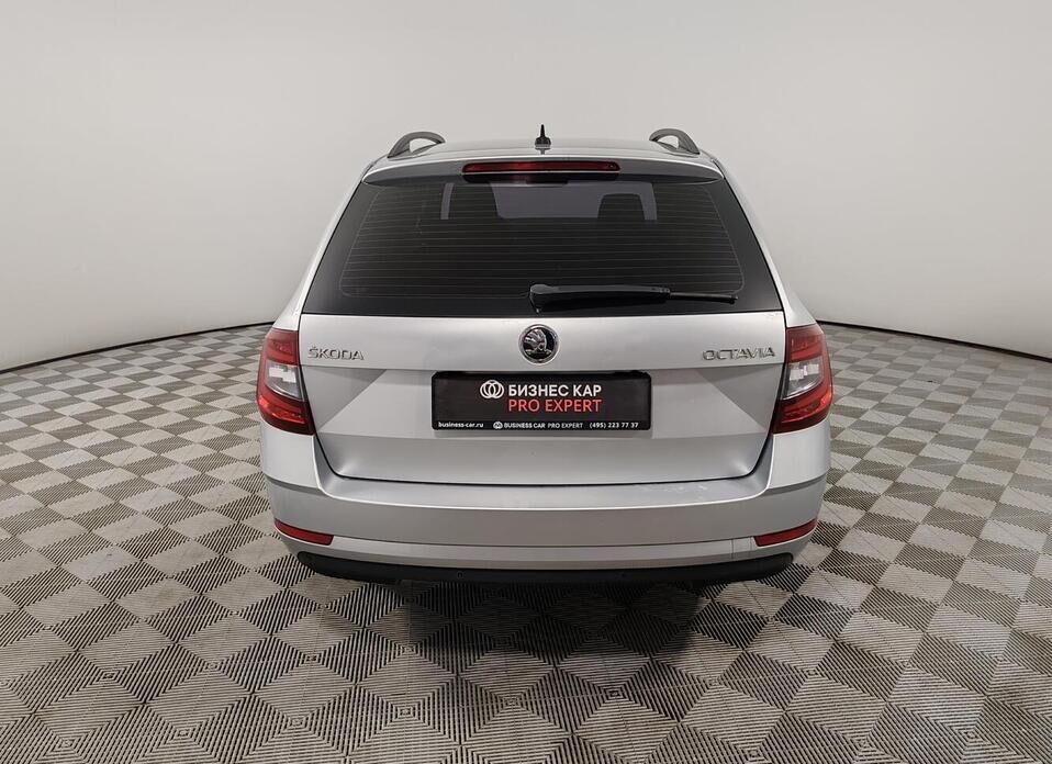 Skoda Octavia, III (A7) Рестайлинг 1.8 AMT (180 л.с.)