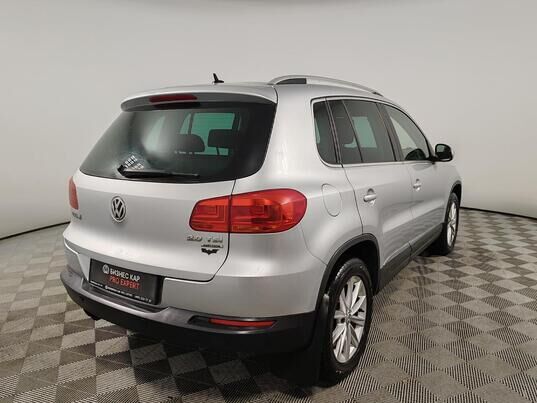 Volkswagen Tiguan, 2012 г., 311 430 км