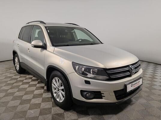 Volkswagen Tiguan, 2012 г., 232 475 км