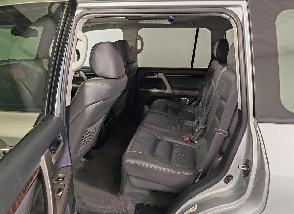 Toyota Land Cruiser, 200 Series 4.7 AT (288 л.с.) 4WD