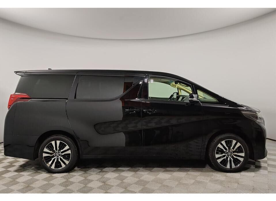 Toyota Alphard 3.5 AT (300 л.с.)