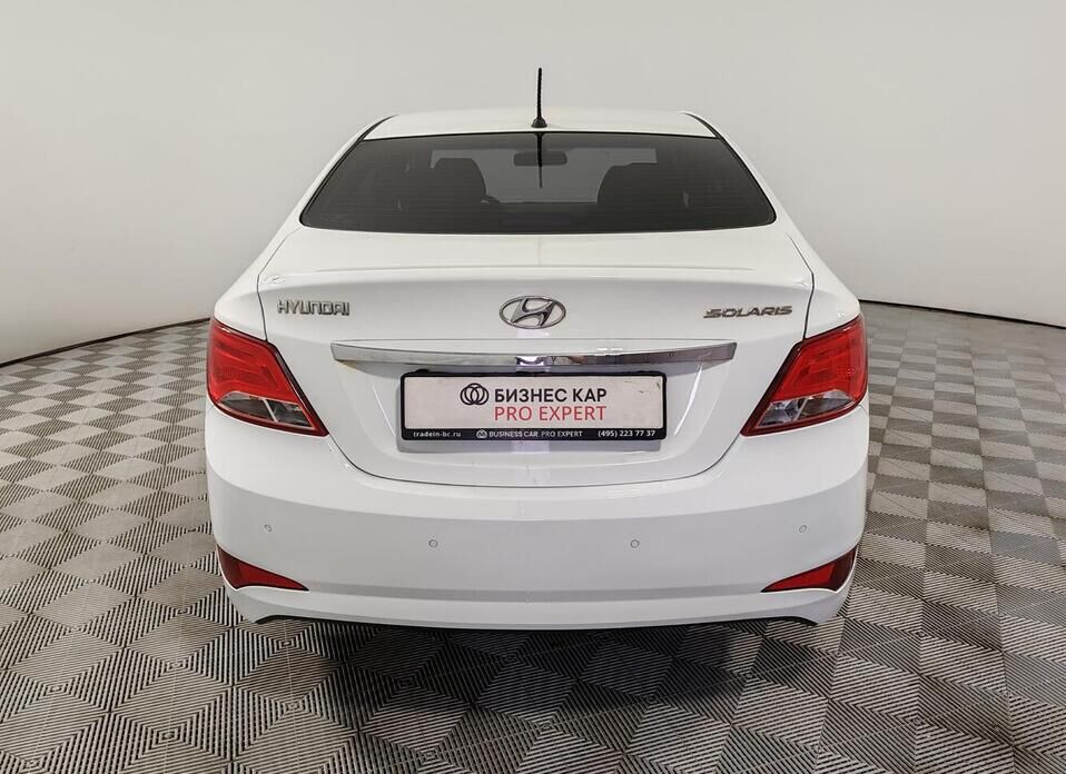 Hyundai Solaris, I Рестайлинг 1.6 AT (123 л.с.)