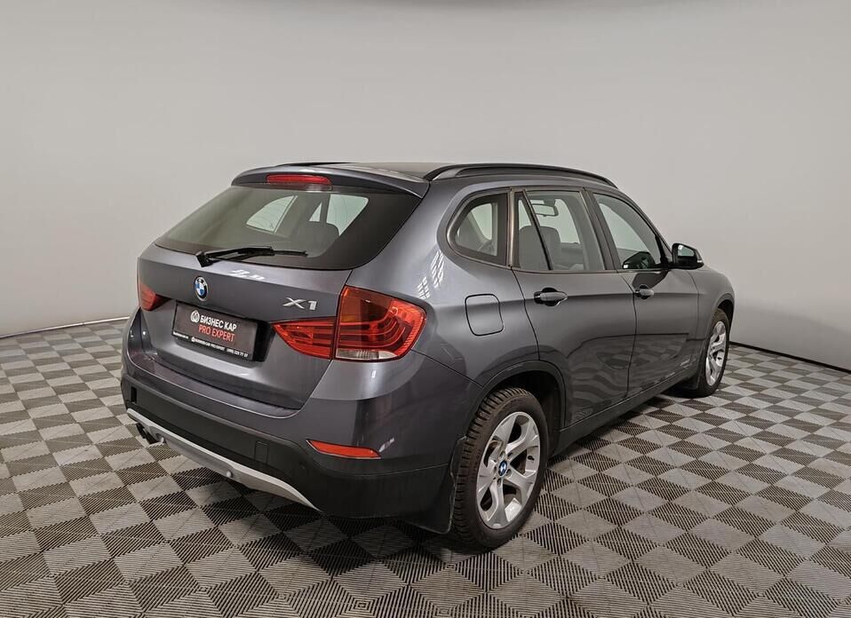 BMW X1, I (E84) Рестайлинг 20i 2.0 AT (184 л.с.) 4WD