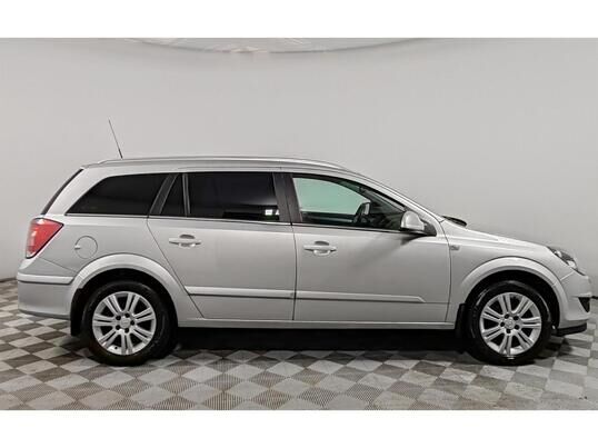 Opel Astra, 2010 г., 224 184 км