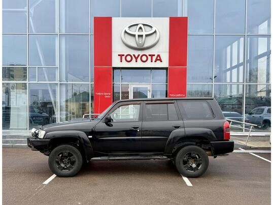 Nissan Patrol, 2006 г., 243 906 км