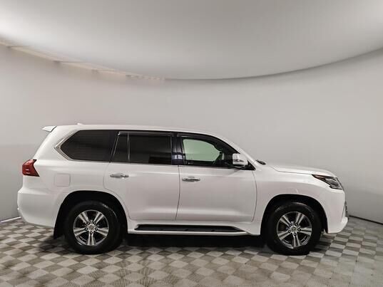 Lexus LX, 2019&nbsp;г., 126&nbsp;708&nbsp;км