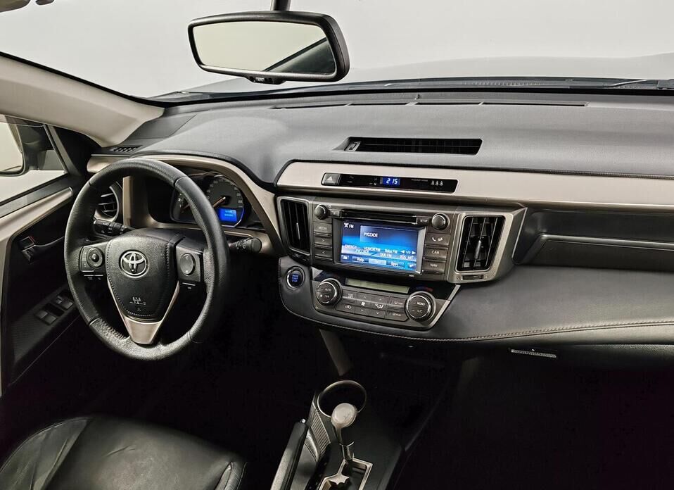 Toyota RAV4 2.2d AT (149 л.с.) 4WD