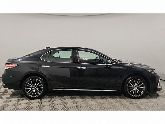 Toyota Camry, 2023 г., 29 647 км