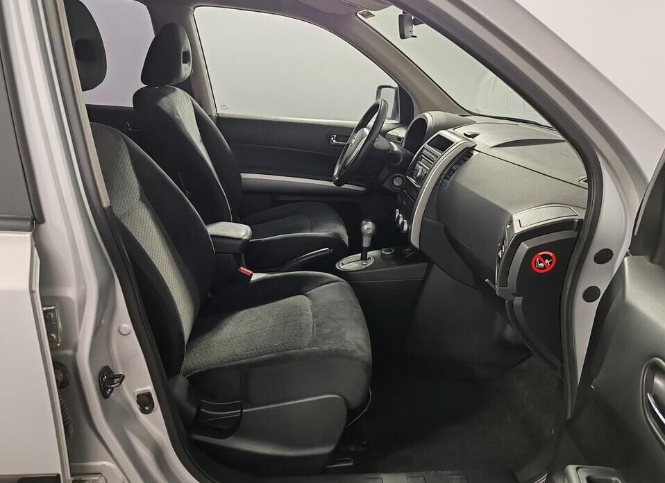 Nissan X-Trail, II Рестайлинг 2.0 CVT (141 л.с.) 4WD
