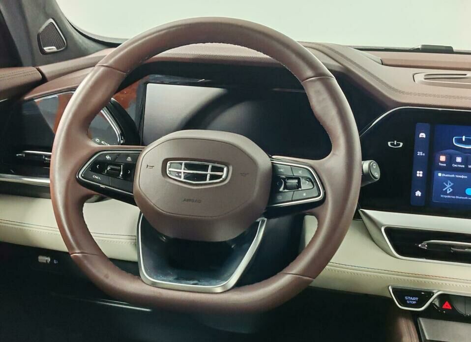 Geely Monjaro (Xingyue L) 2.0 AT (238 л.с.) 4WD