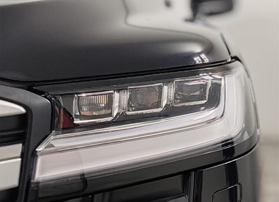 Toyota Land Cruiser, 300 Series 3.3d AT (299 л.с.) 4WD